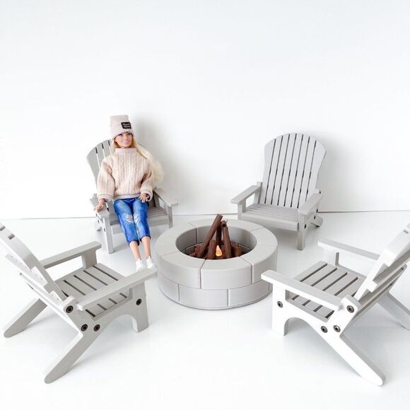 4 Beige Miniature Adirondack Chairs & Round Firepit W/Flickering Logs 1:6 Scale - Picture 7 of 7